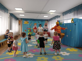Поздравляем наших мам! Поздравляем наших мам!.